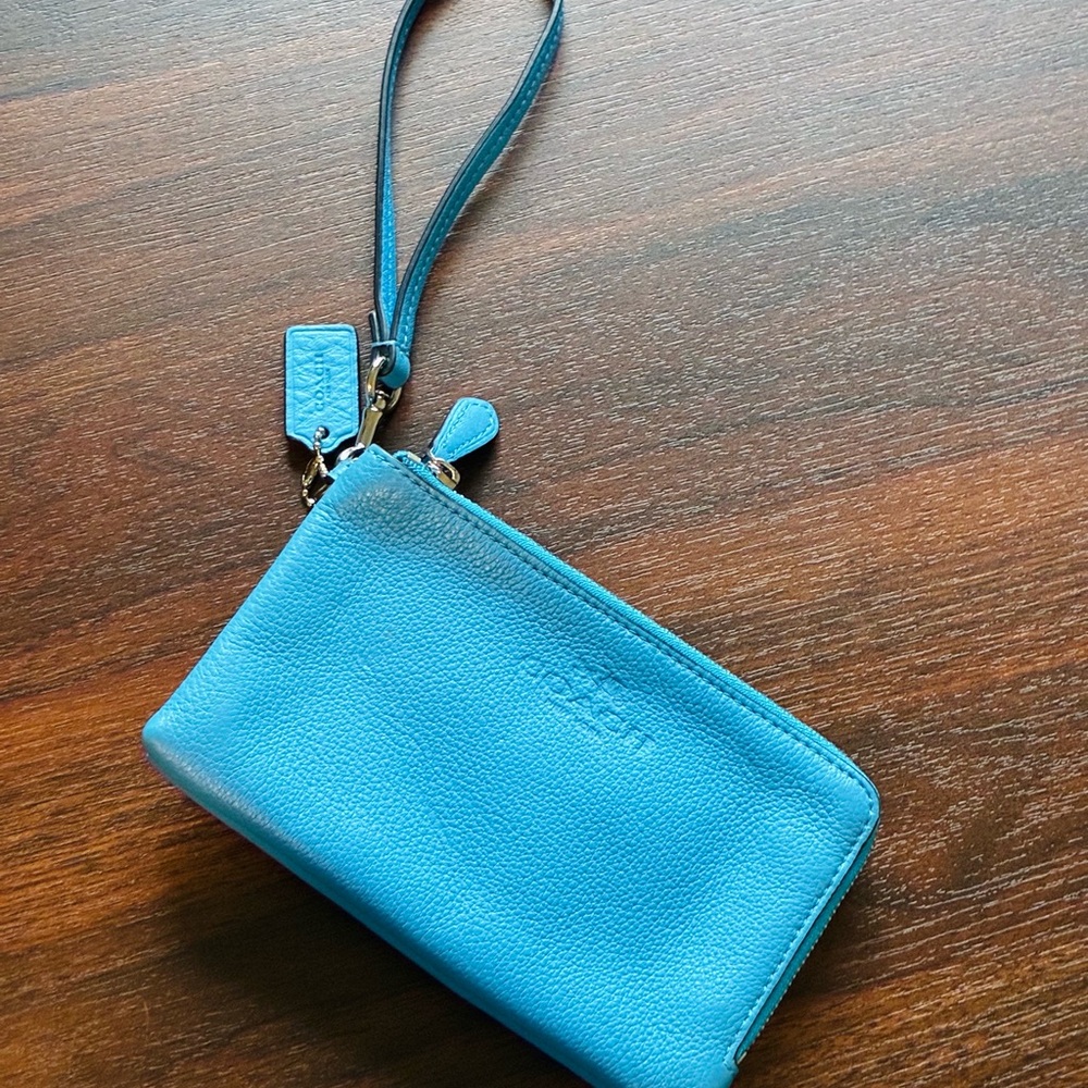 Coach Double Corner Zip Wristlet - Authentic | Perfect Everyday Mini Wallet